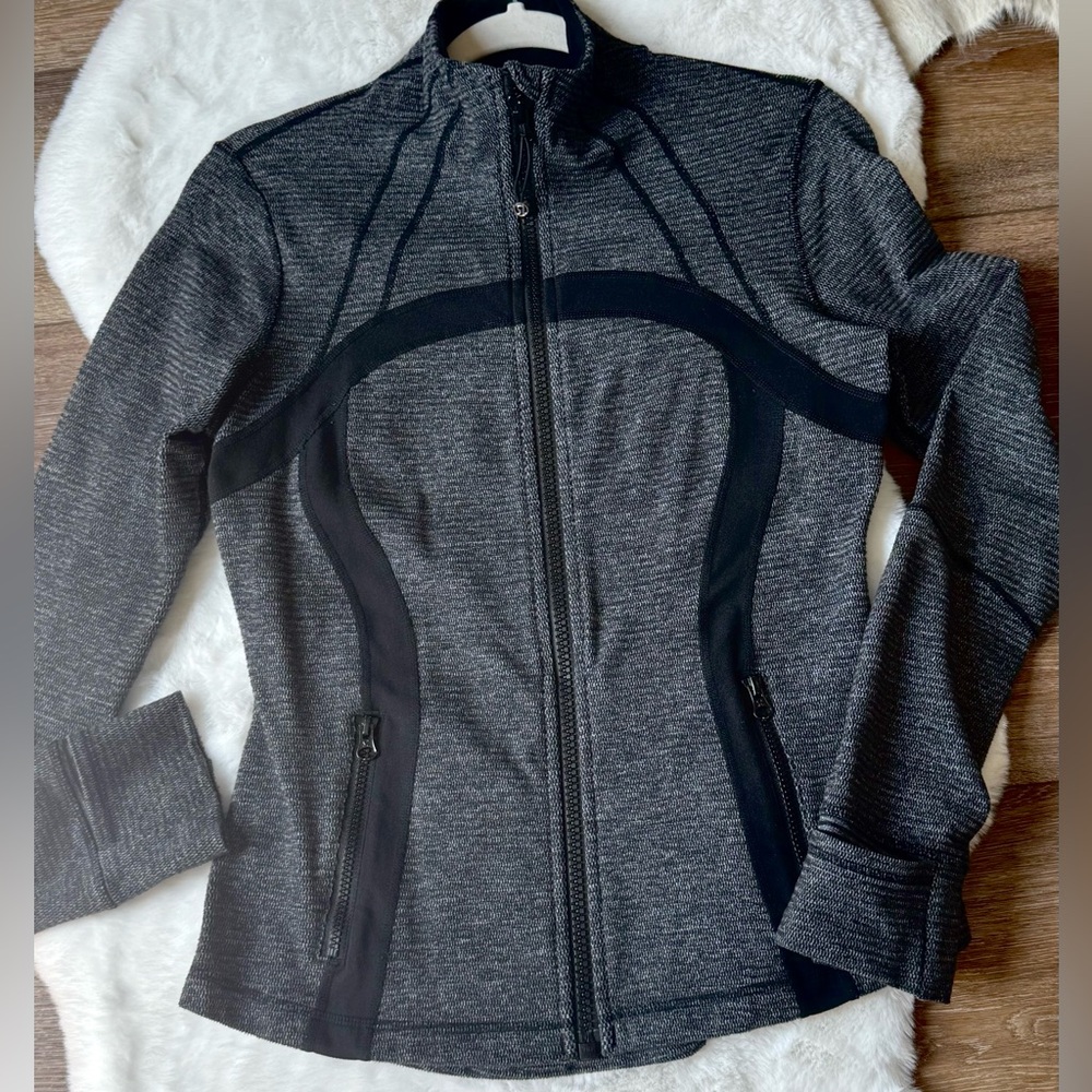 Lululemon Brushed Define Jacket 8 - Picture 4 of 10